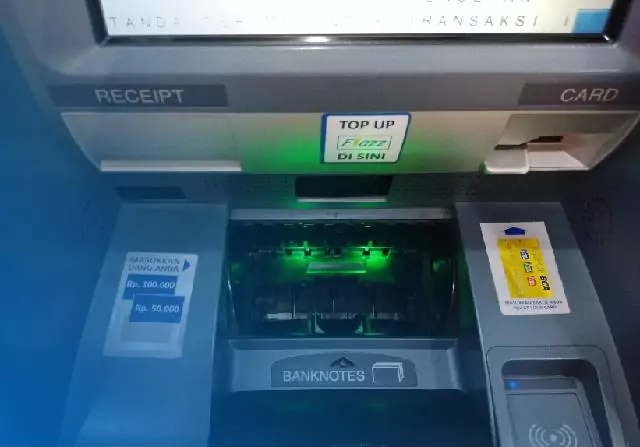 Cara Memasukkan Uang ke ATM BCA